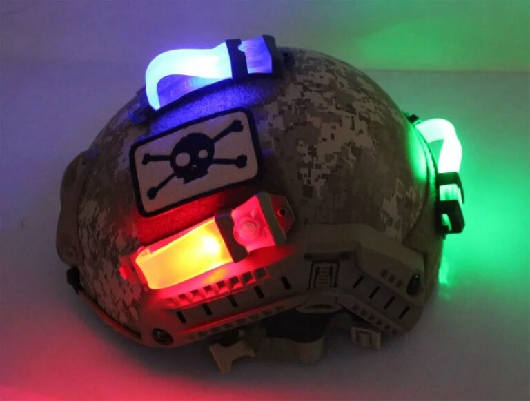 战术头盔信号灯
