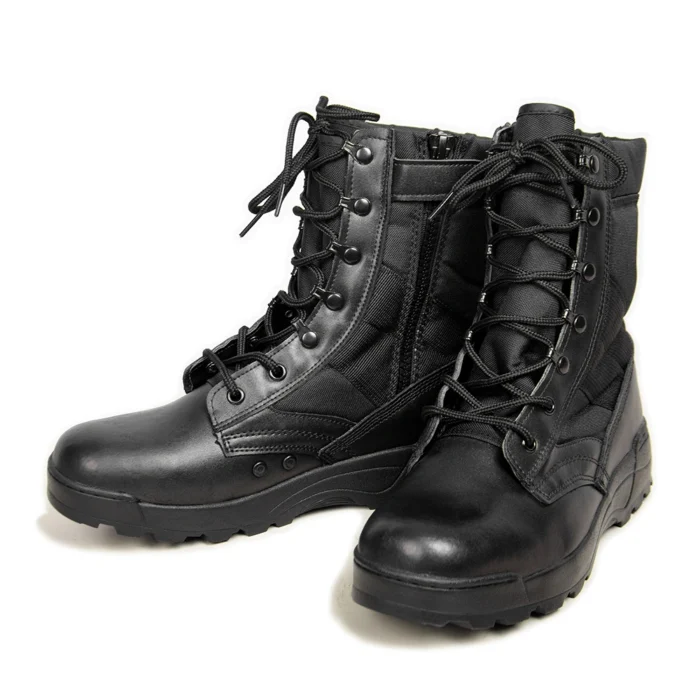 Leather Combat Boots – Professional Tactical Military Footwear Pair of black leather combat boots with durable construction, lace-up front, and padded ankle collar for comfort during military training.
