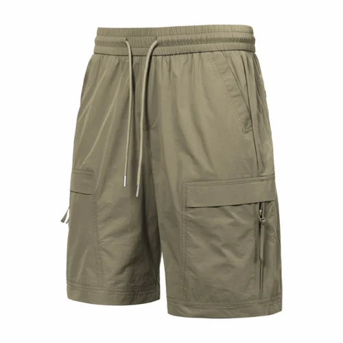 Side view of outdoor hiking shorts showing cargo pocket structure, zipper detail, and flexible fit optimized for hiking, trekking, and active outdoor scenarios.